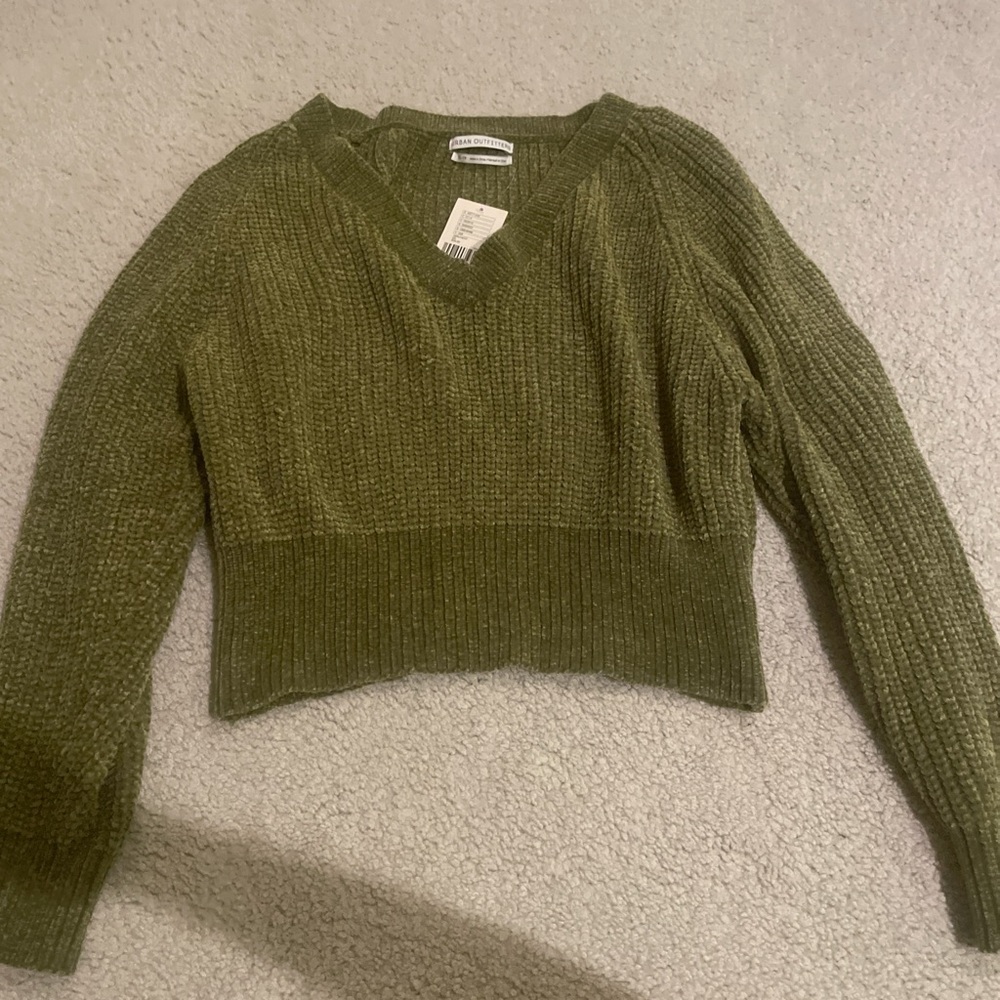 Urban Outfitters Green V-Neck Cropped Sweater